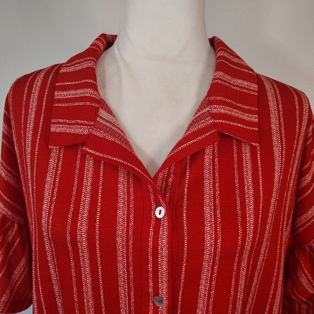 Luxology Large Women's Red Striped Button-Up Ruffle Short Sleeve Blouse Shirt - Picture 4 of 7